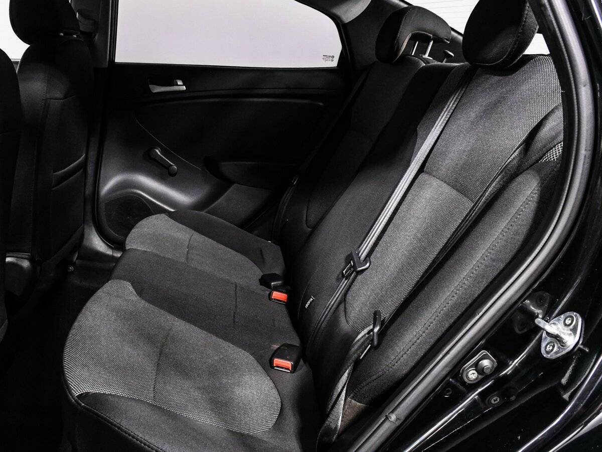 Б/У Хендай Солярис 2012 года. Фото: #12