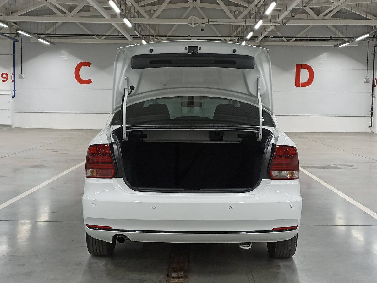 Б/У Фольксваген Поло 2018 года. Фото: #9