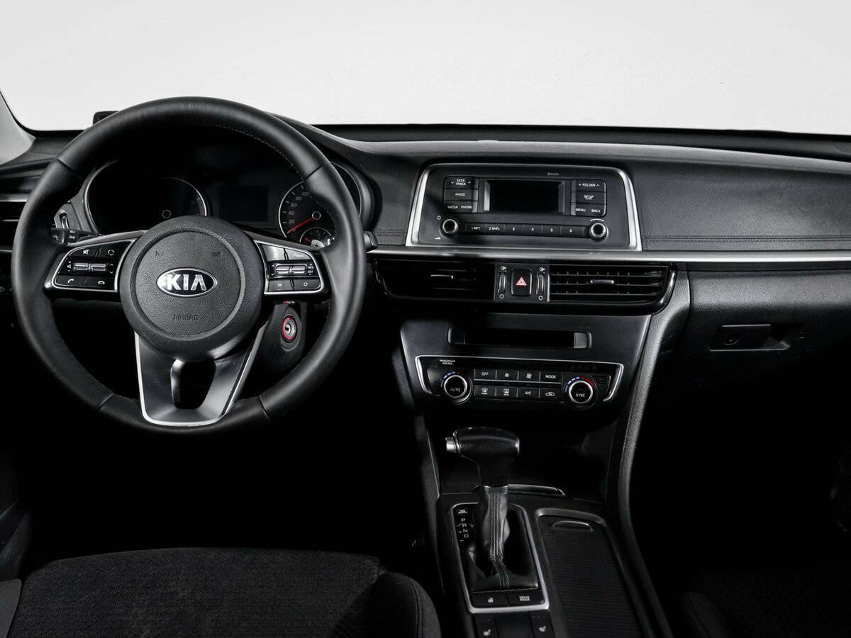 Б/У Киа Оптима 2018 года. Фото: #11