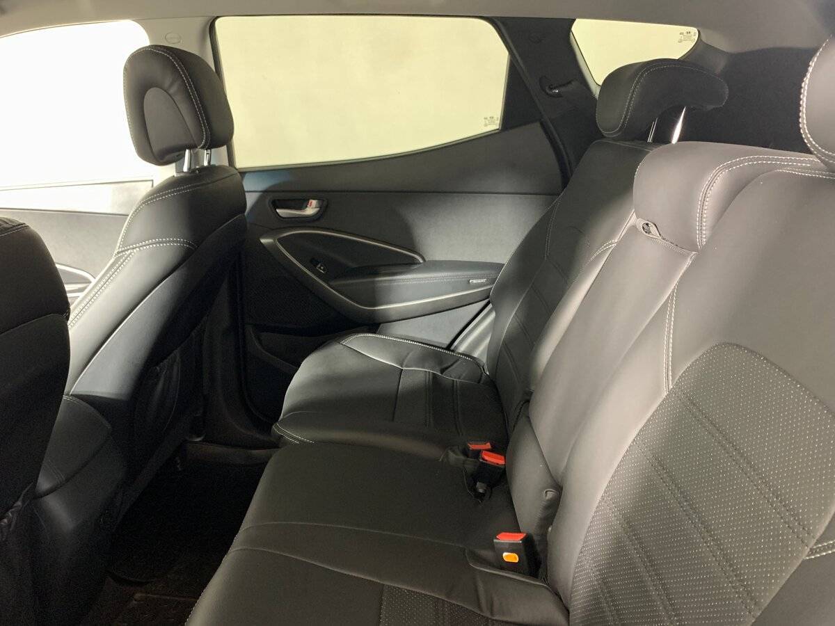 Б/У Хендай Санта Фе 2014 года. Фото: #17