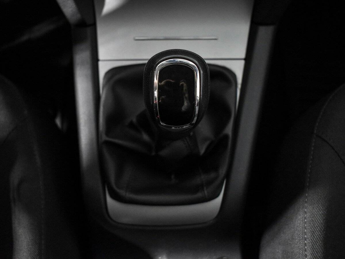 Б/У Шкода Октавия 2013 года. Фото: #10