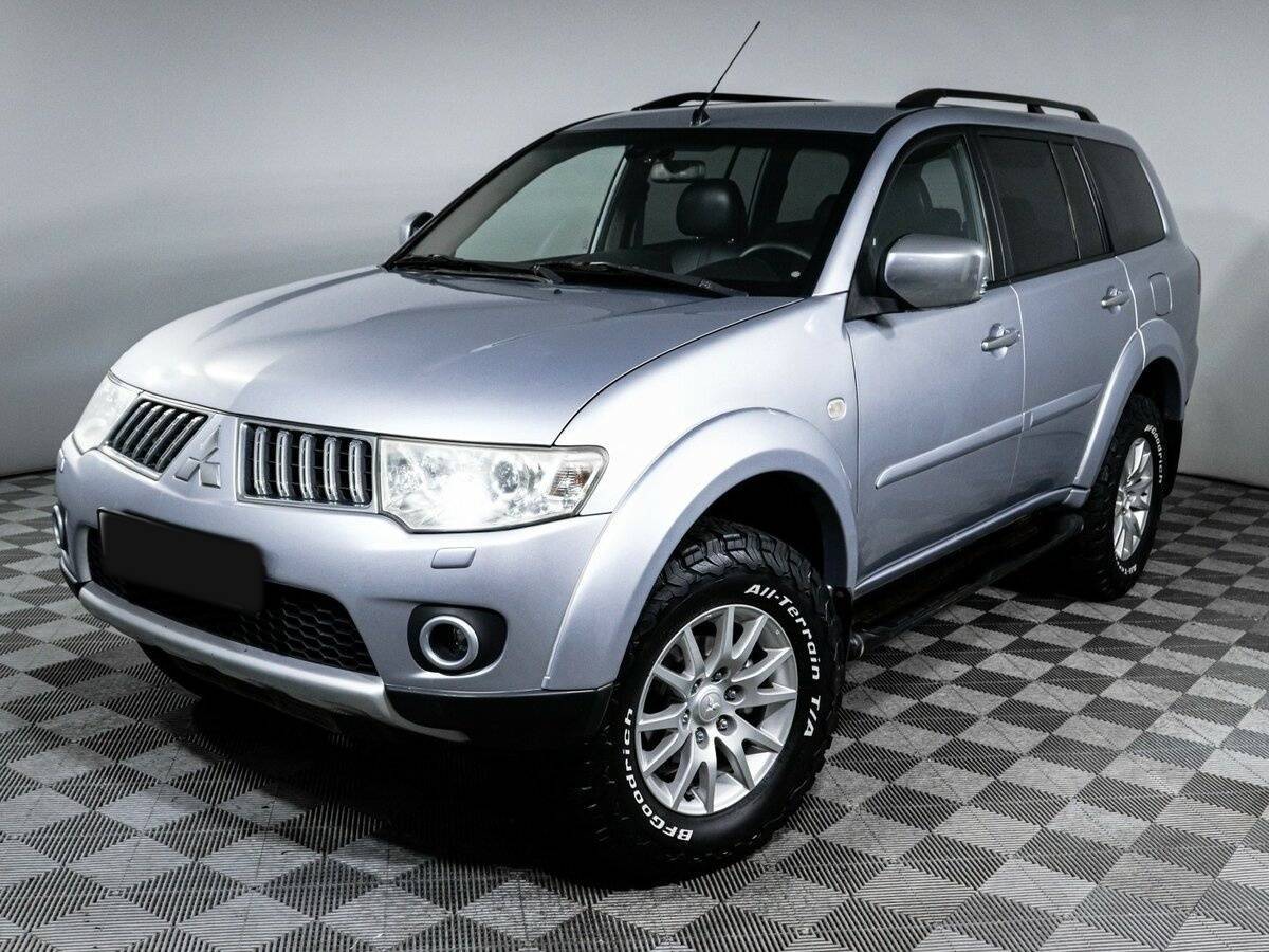 Б/У Митсубиши Паджеро Спорт 2013 года. Фото: #15