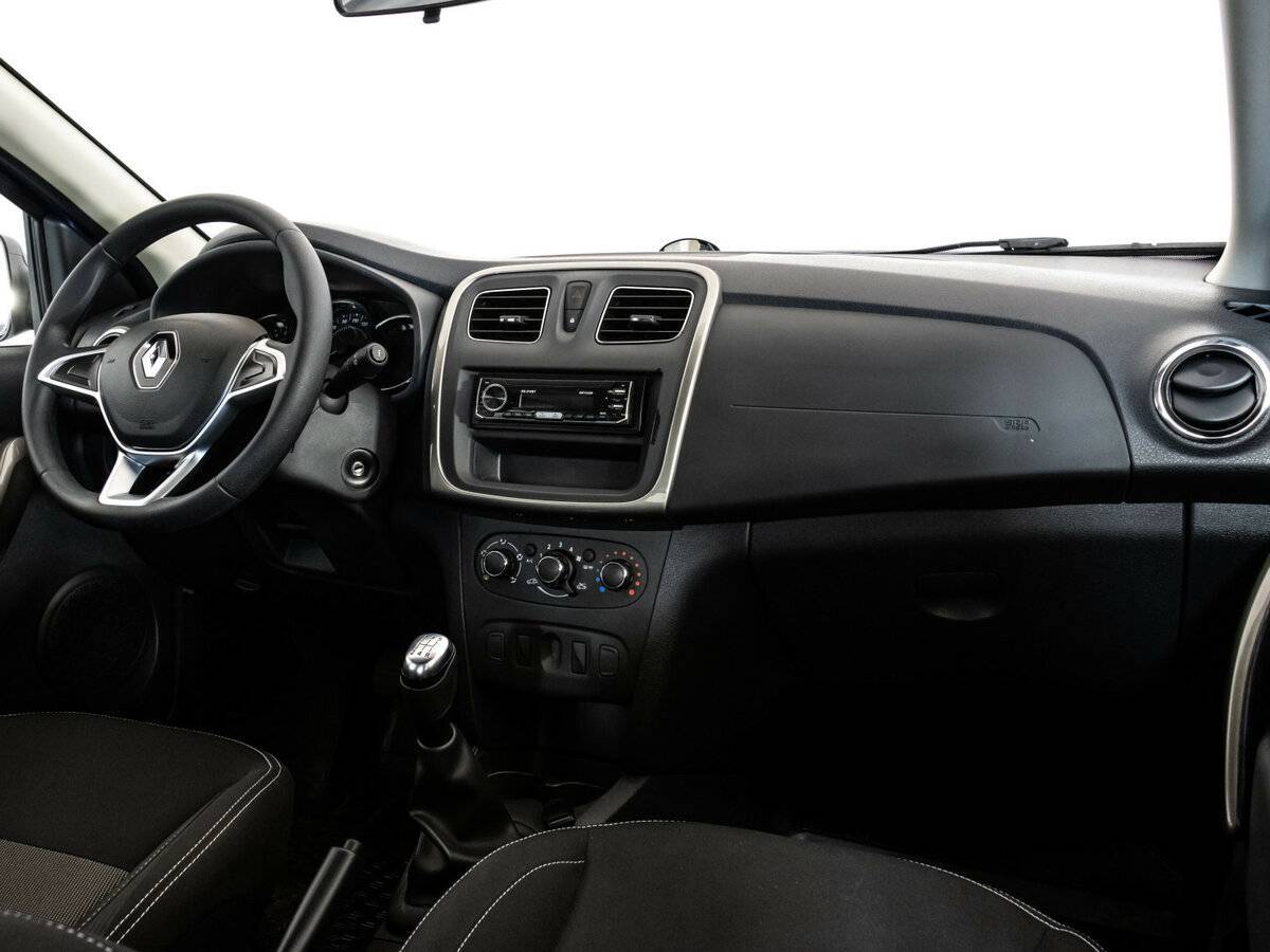 Б/У Рено Сандеро 2022 года. Фото: #8