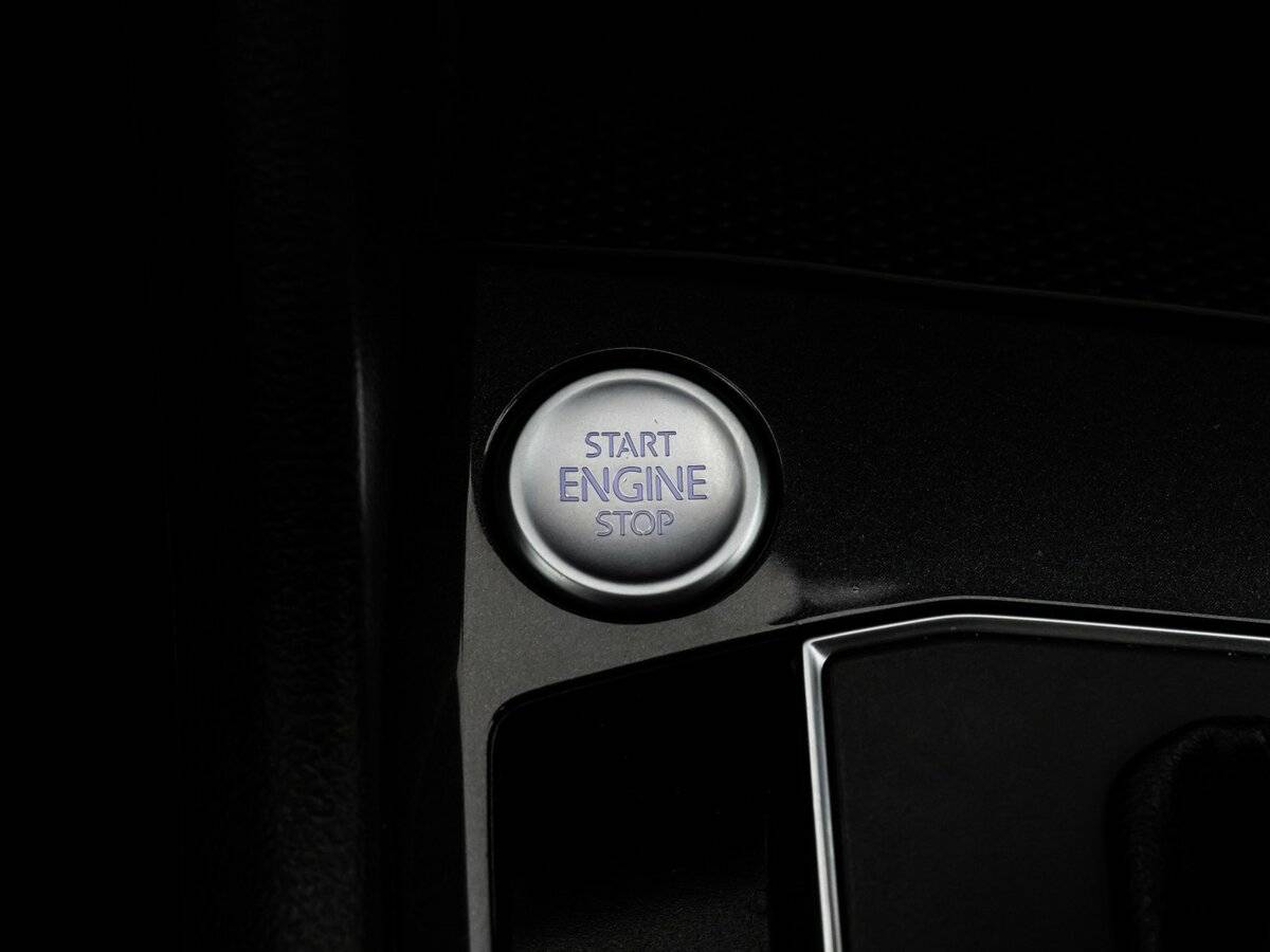 Б/У Фольксваген Тигуан 2017 года. Фото: #16