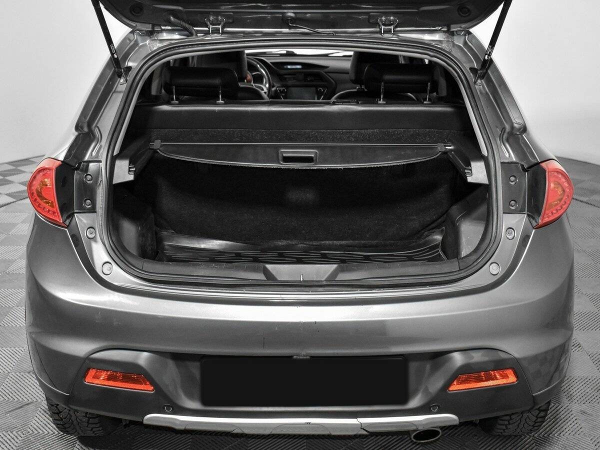 Б/У Лифан Икс50 2017 года. Фото: #17