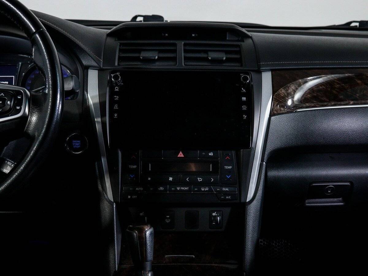 Б/У Тойота Камри 2015 года. Фото: #9