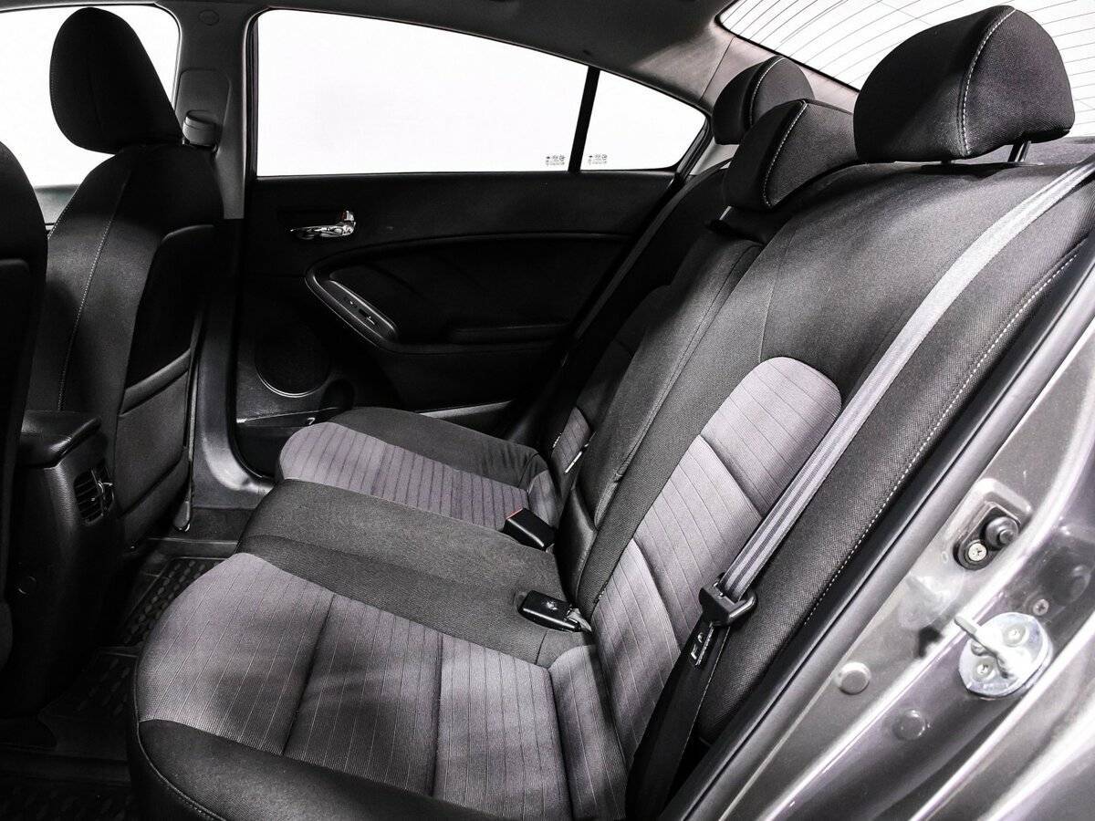 Б/У Киа Церато 2015 года. Фото: #13