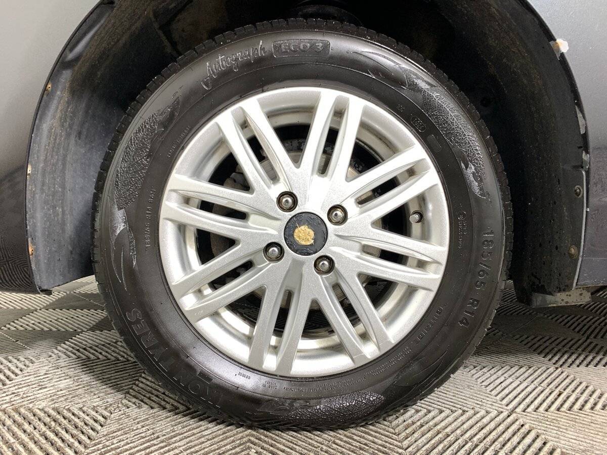 Б/У Шевроле Кобальт 2013 года. Фото: #8