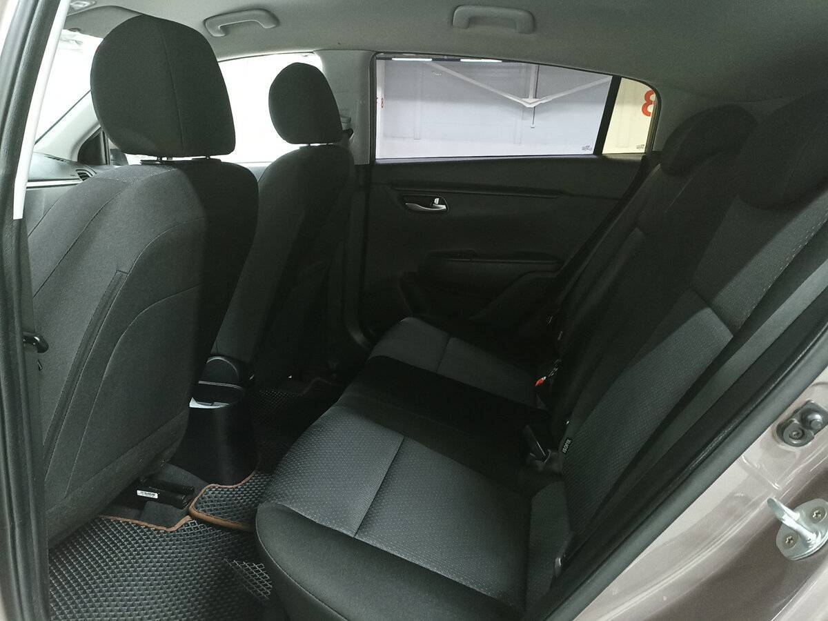 Б/У Киа Рио 2020 года. Фото: #11