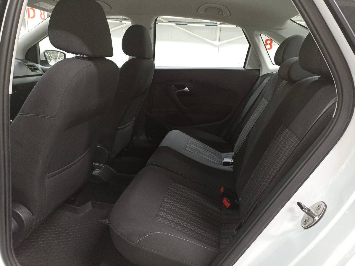 Б/У Фольксваген Поло 2018 года. Фото: #11