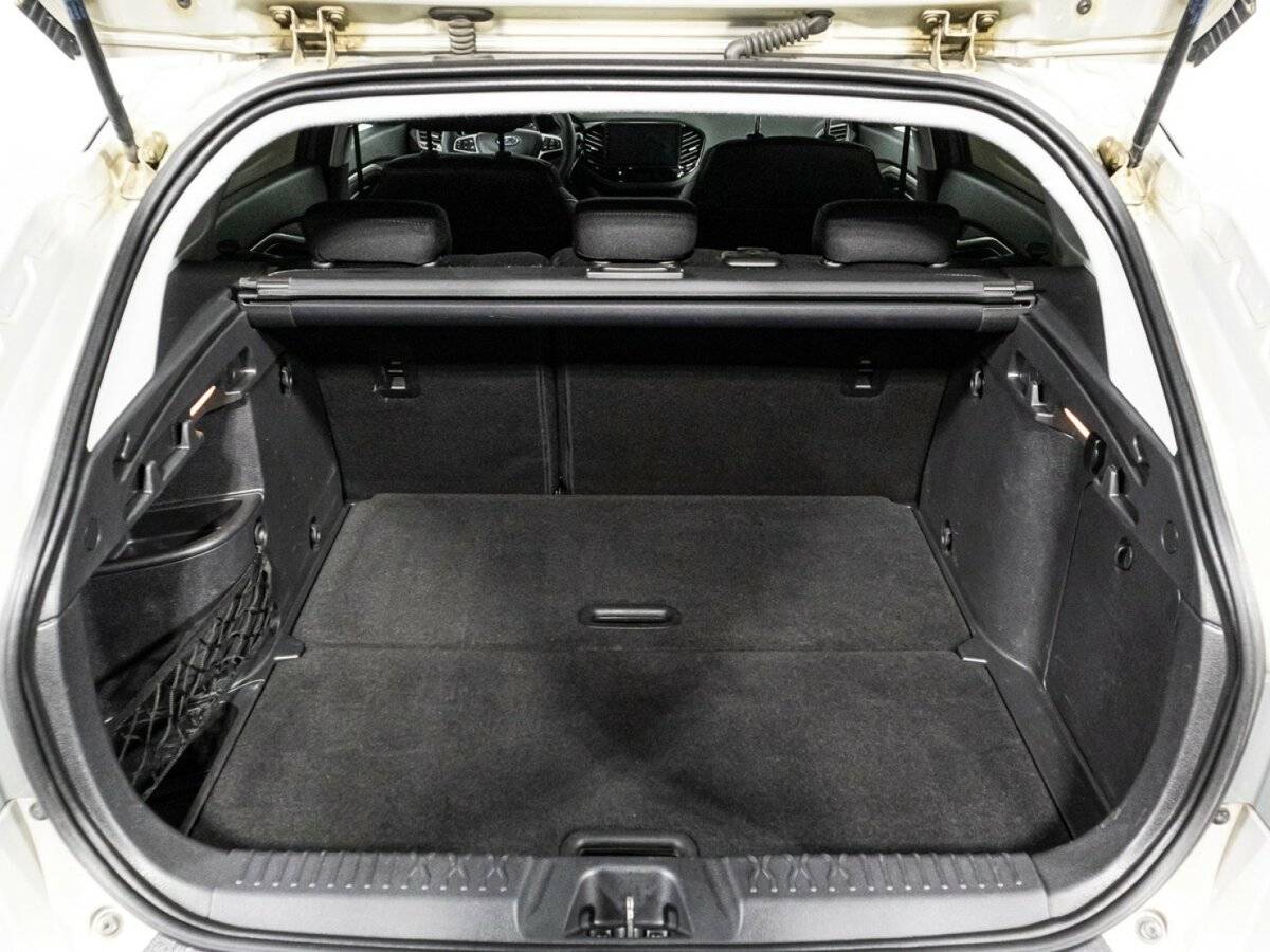 Б/У Лада (ВАЗ) Веста 2019 года. Фото: #14