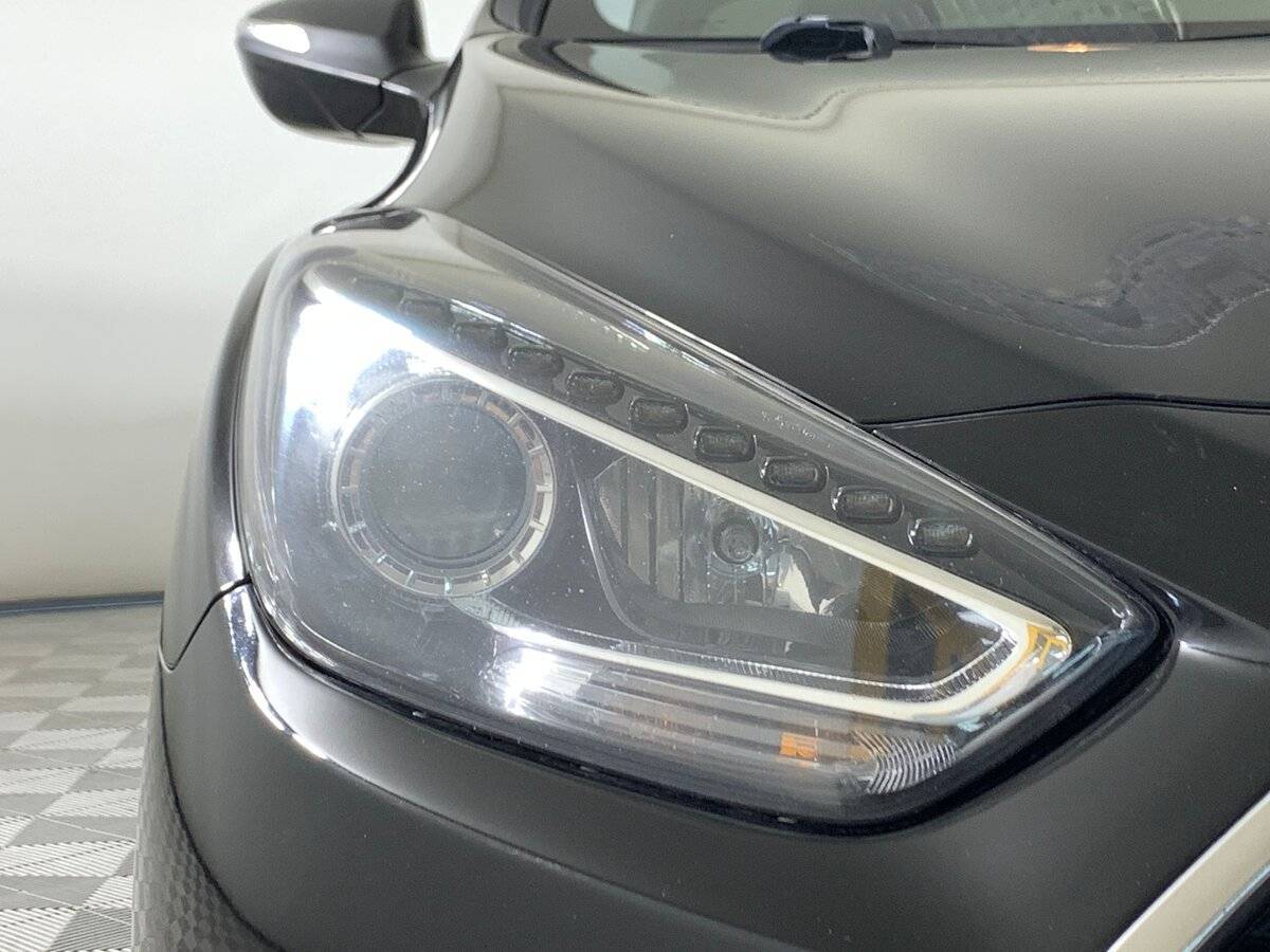 Б/У Хендай ай40 2015 года. Фото: #9