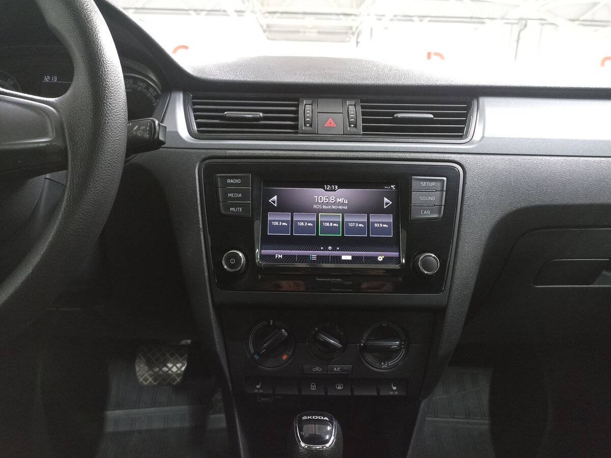 Б/У Шкода Рапид 2018 года. Фото: #14