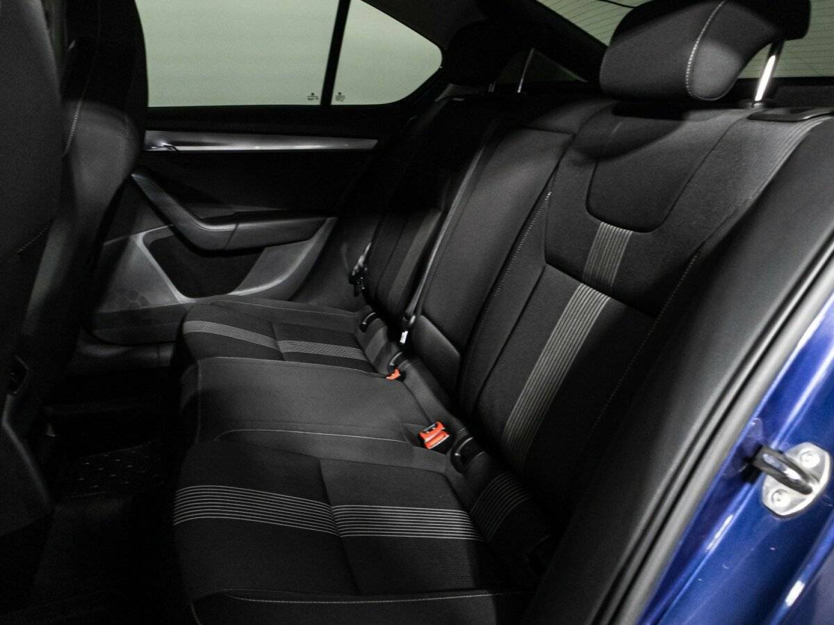 Б/У Шкода Октавия 2013 года. Фото: #9