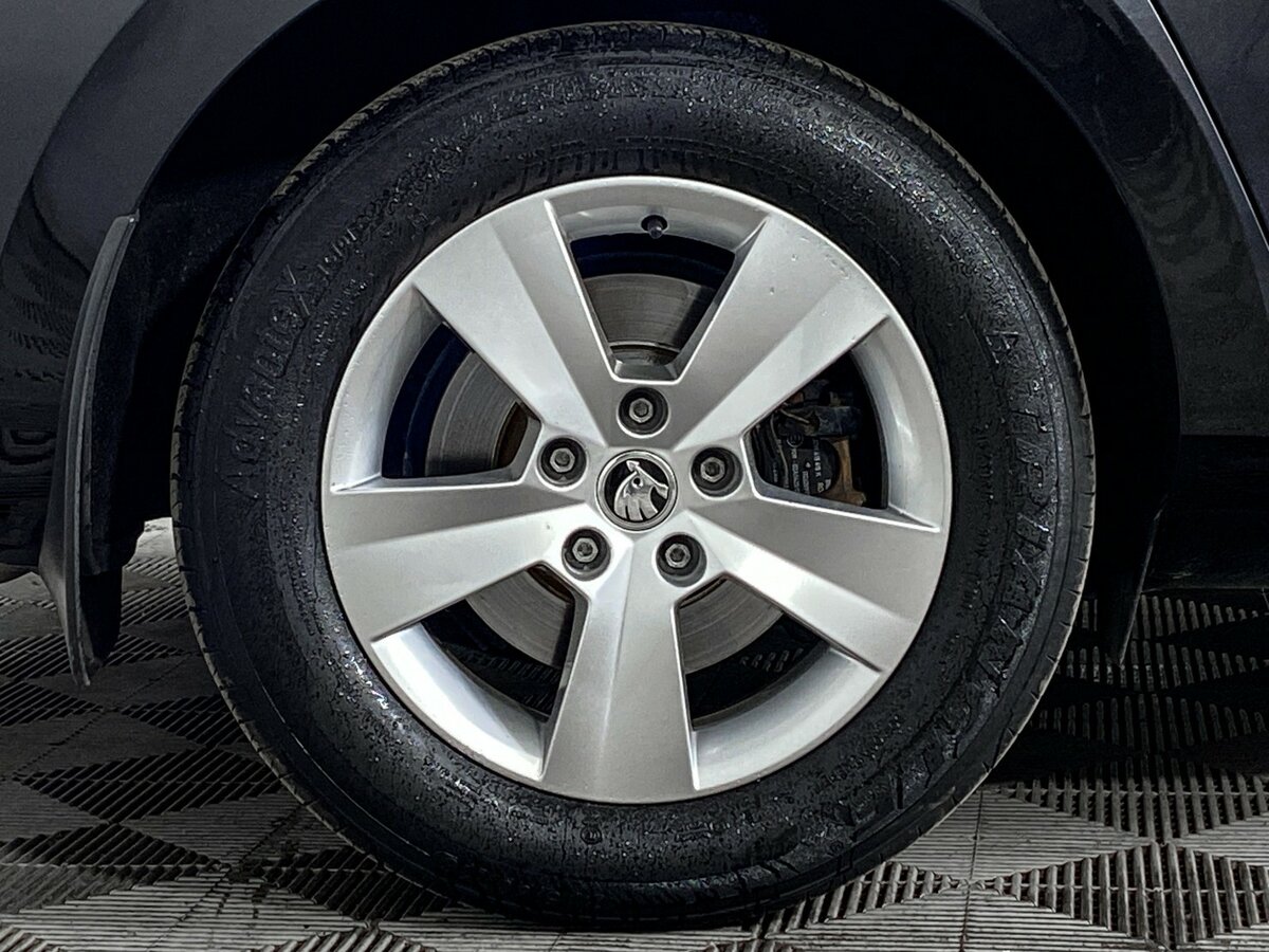 Б/У Шкода Суперб 2020 года. Фото: #13