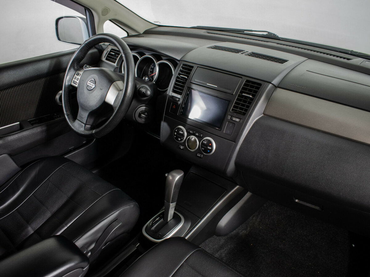 Б/У Ниссан Тиида 2013 года. Фото: #8