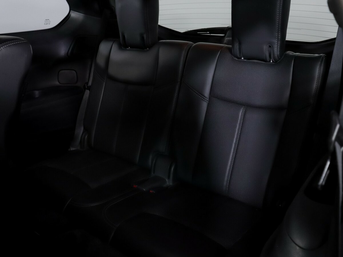 Б/У Ниссан Патфайндер 2015 года. Фото: #8