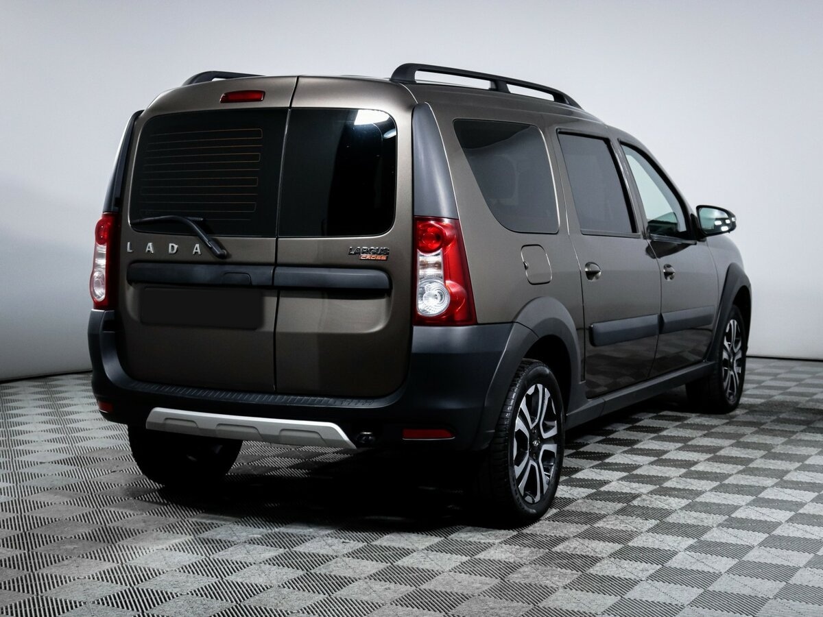 Б/У Лада (ВАЗ) Ларгус 2021 года. Фото: #3