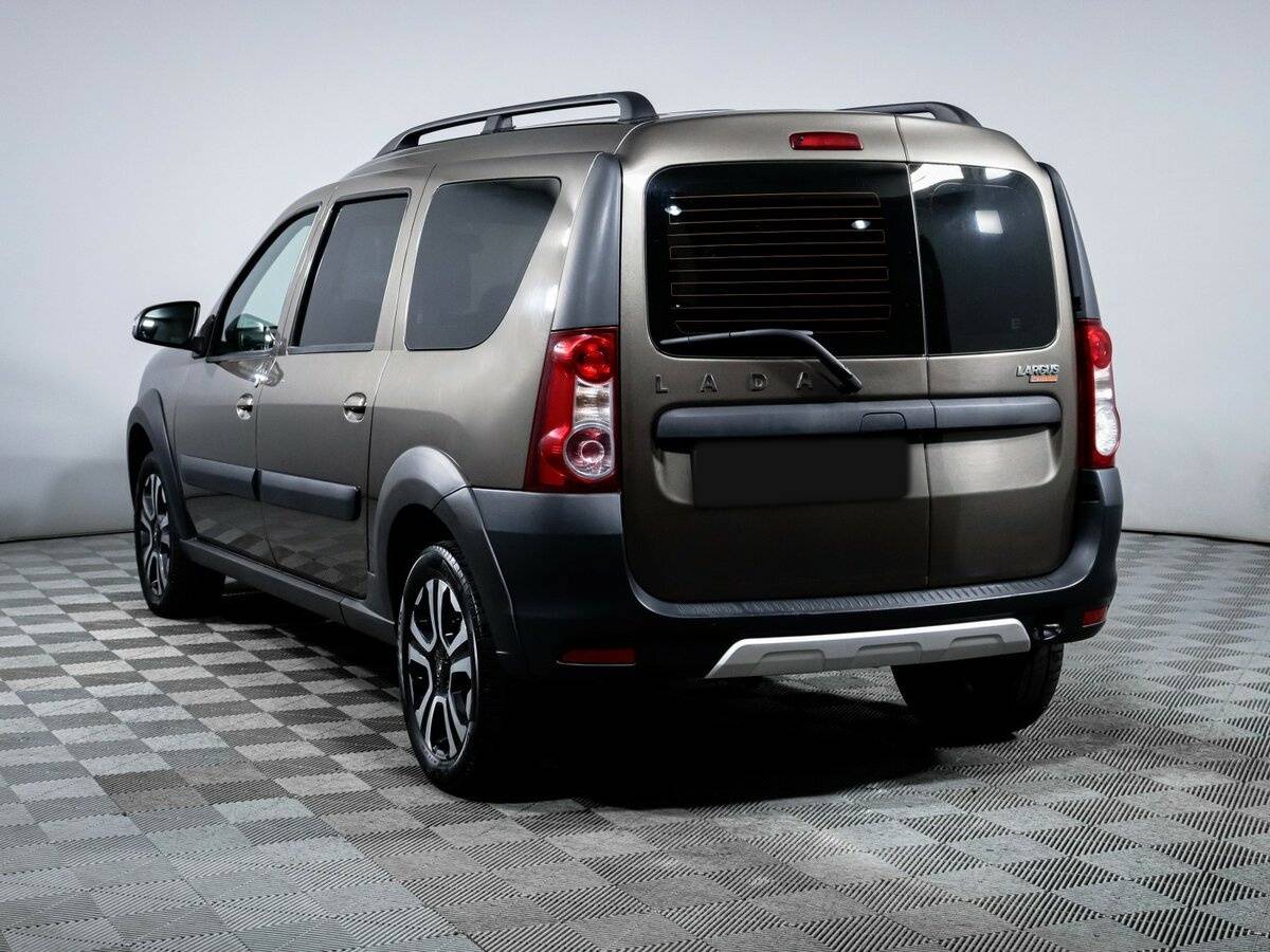 Б/У Лада (ВАЗ) Ларгус 2021 года. Фото: #5