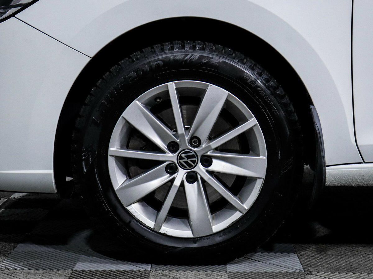 Б/У Фольксваген Поло 2021 года. Фото: #12