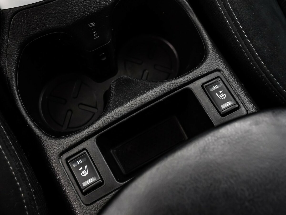 Б/У Ниссан Икс-Трейл 2016 года. Фото: #13