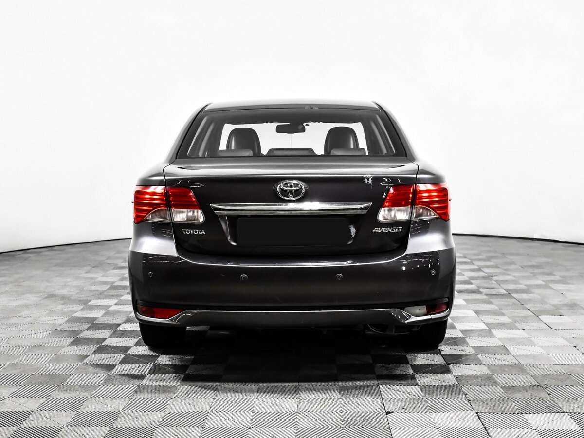 Б/У Тойота Авенсис 2012 года. Фото: #4