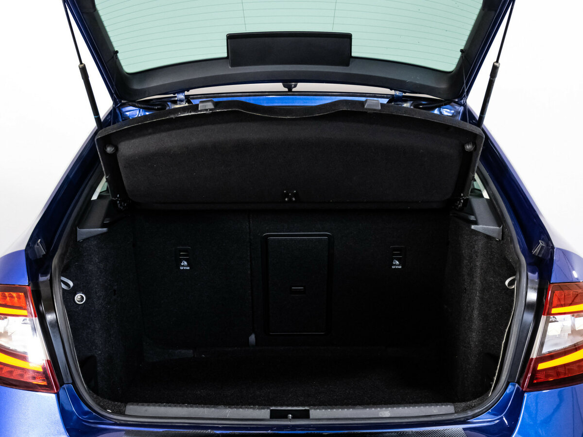 Б/У Шкода Октавия 2019 года. Фото: #16