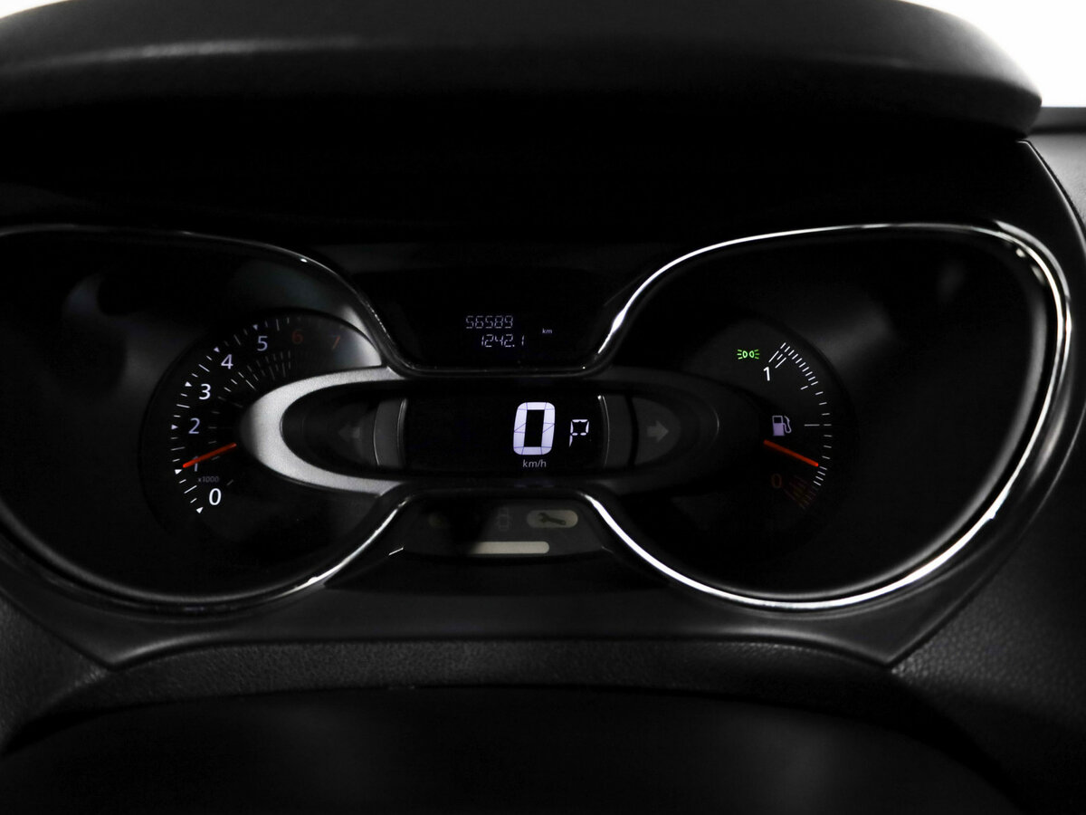 Б/У Рено Каптюр 2018 года. Фото: #15