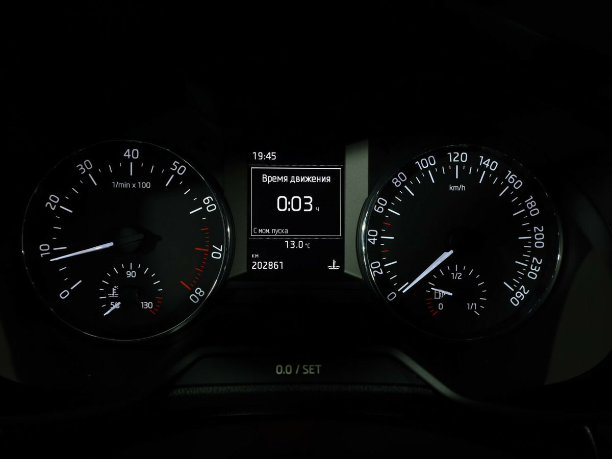 Б/У Шкода Октавия 2013 года. Фото: #15