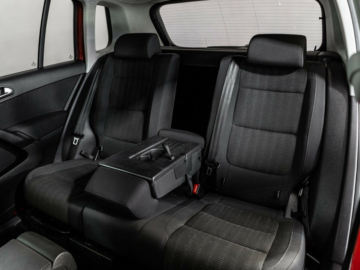 Б/У Фольксваген Тигуан 2012 года. Фото: #15