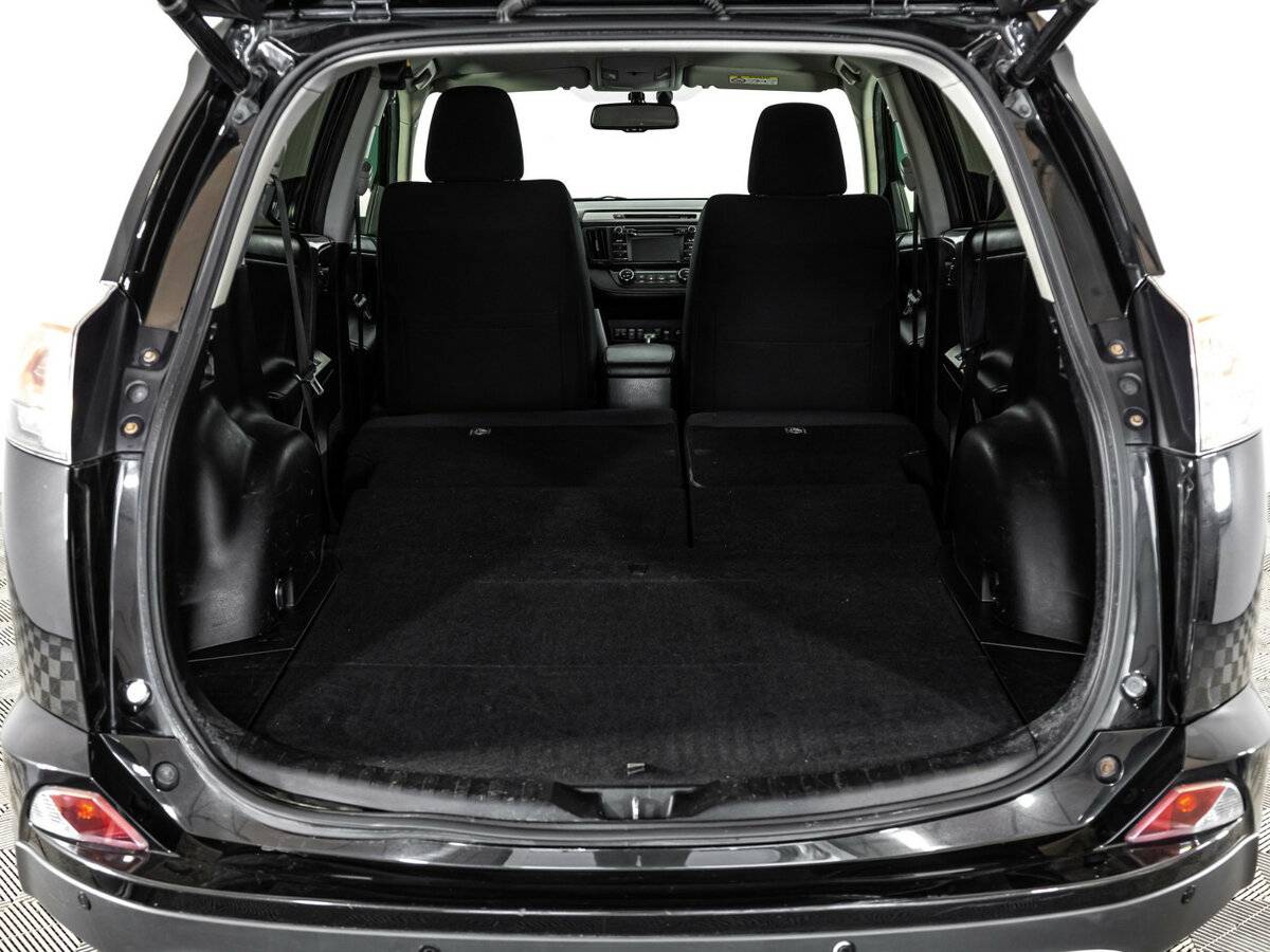 Б/У Тойота Рав4 2016 года. Фото: #16