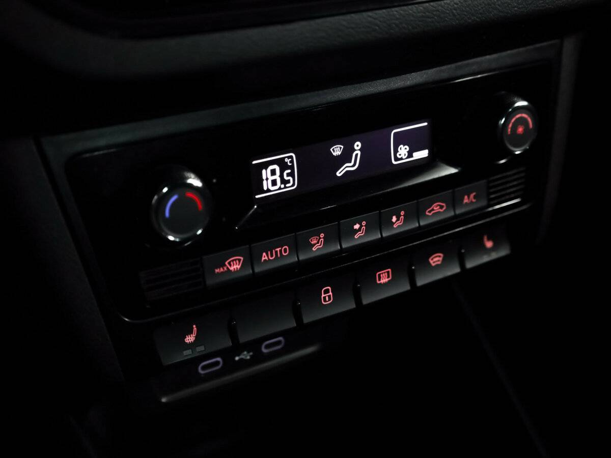 Б/У Фольксваген Поло 2021 года. Фото: #15