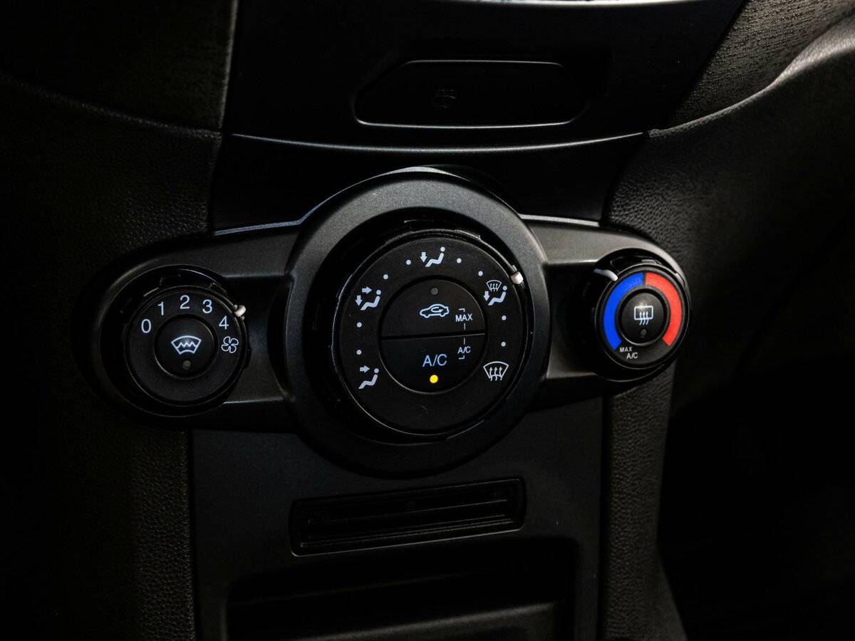 Б/У Форд Фиеста 2016 года. Фото: #10