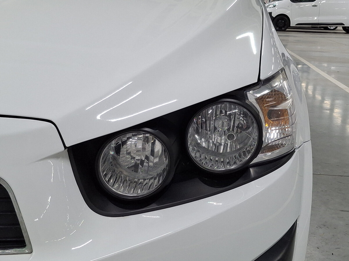 Б/У Шевроле Авео 2015 года. Фото: #15