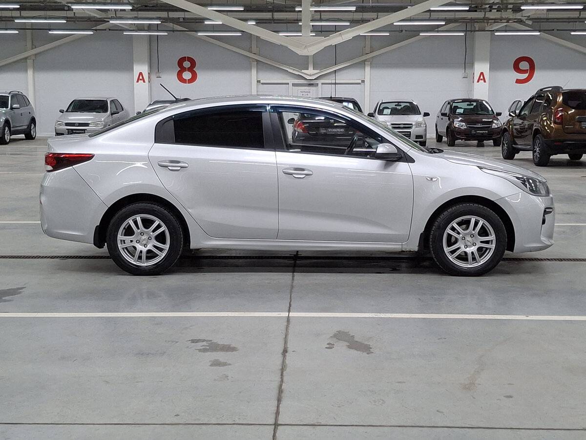 Б/У Киа Рио 2017 года. Фото: #3