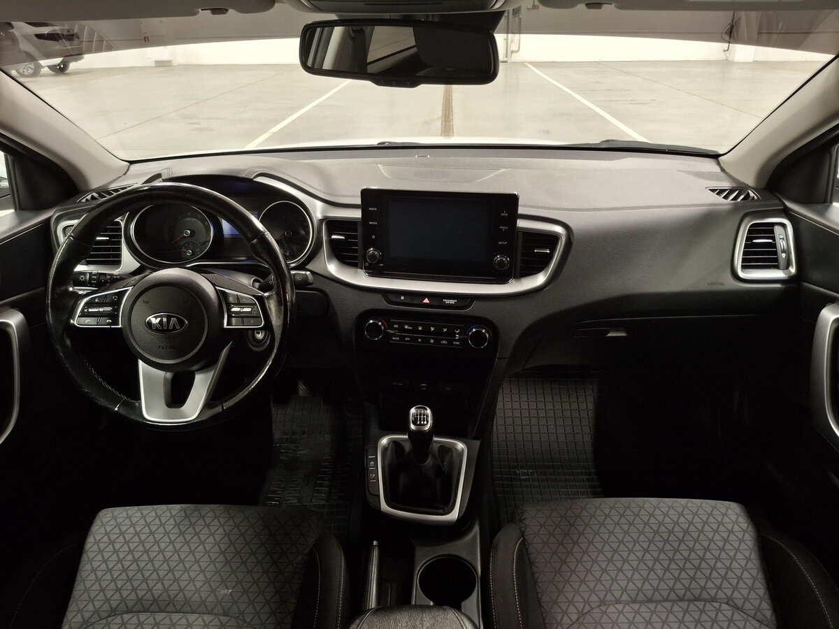 Б/У Киа Сид 2019 года. Фото: #13