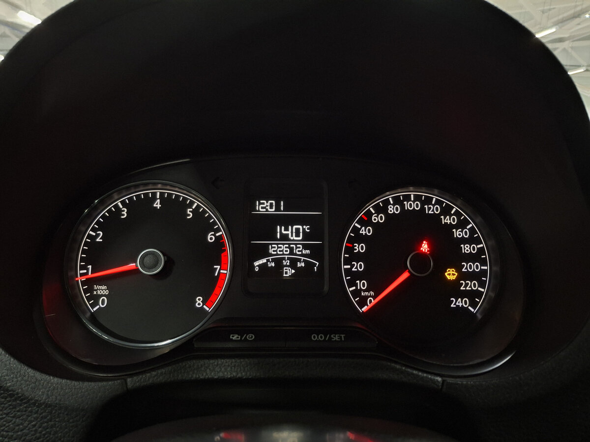 Б/У Фольксваген Поло 2018 года. Фото: #12