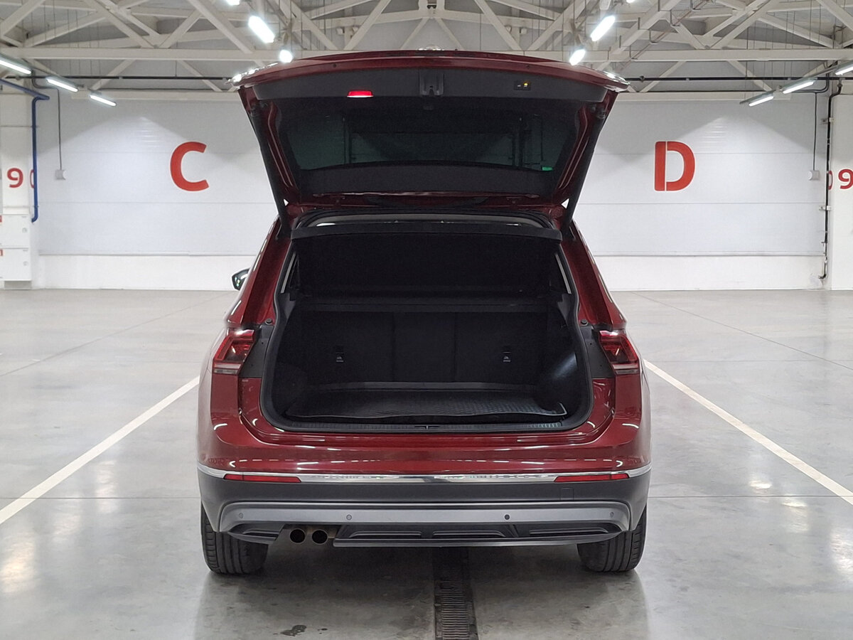 Б/У Фольксваген Тигуан 2018 года. Фото: #9