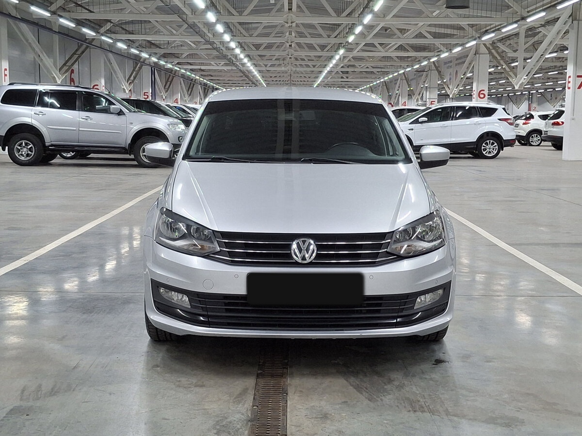 Б/У Фольксваген Поло 2016 года. Фото: #1