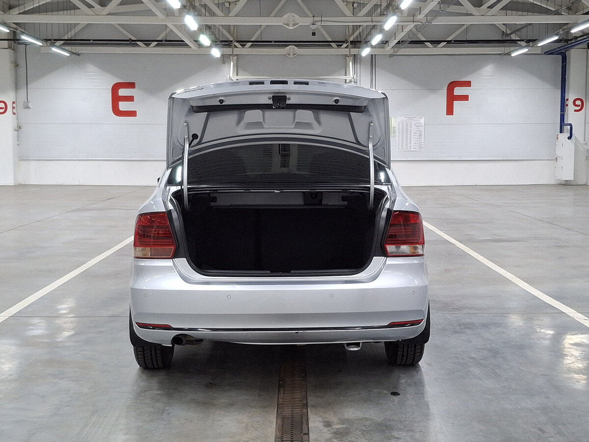 Б/У Фольксваген Поло 2016 года. Фото: #9