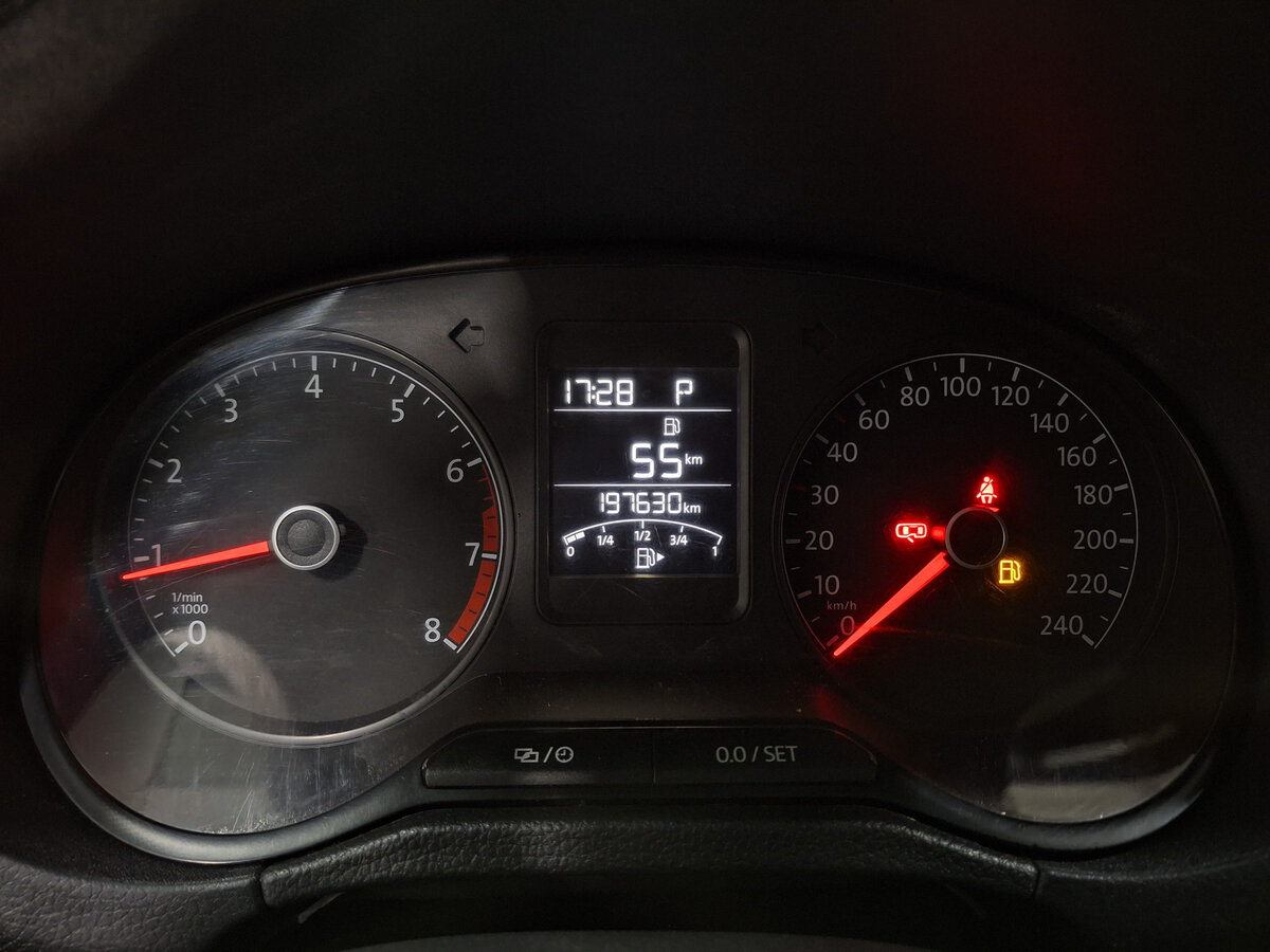 Б/У Фольксваген Поло 2016 года. Фото: #12