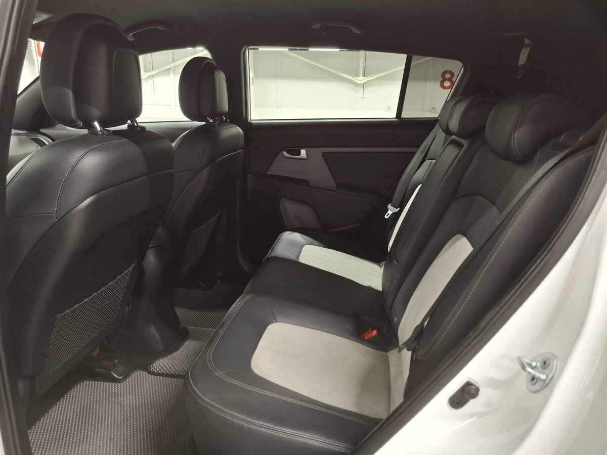 Б/У Киа Спортейдж 2014 года. Фото: #11