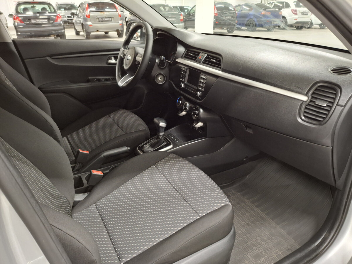 Б/У Киа Рио 2020 года. Фото: #10