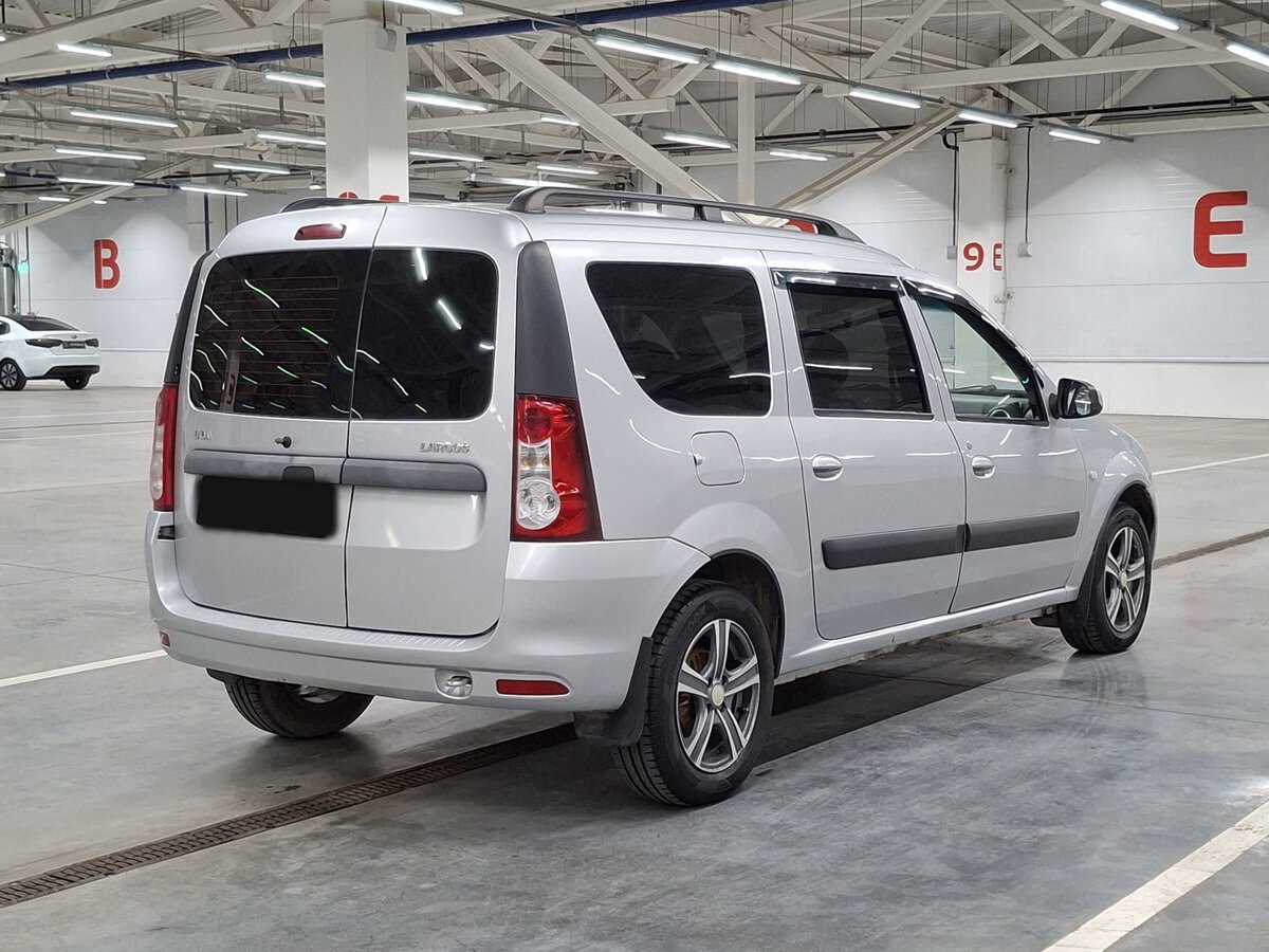 Б/У Лада (ВАЗ) Ларгус 2013 года. Фото: #4