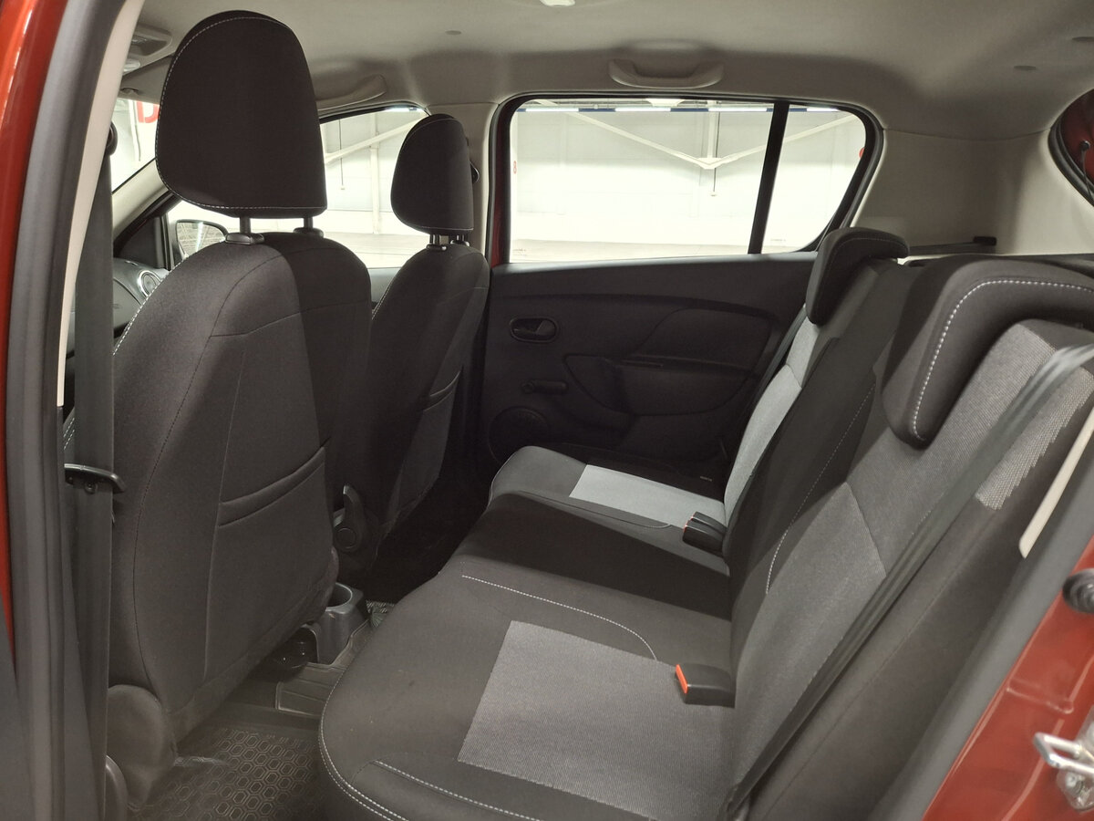 Б/У Рено Сандеро 2021 года. Фото: #11