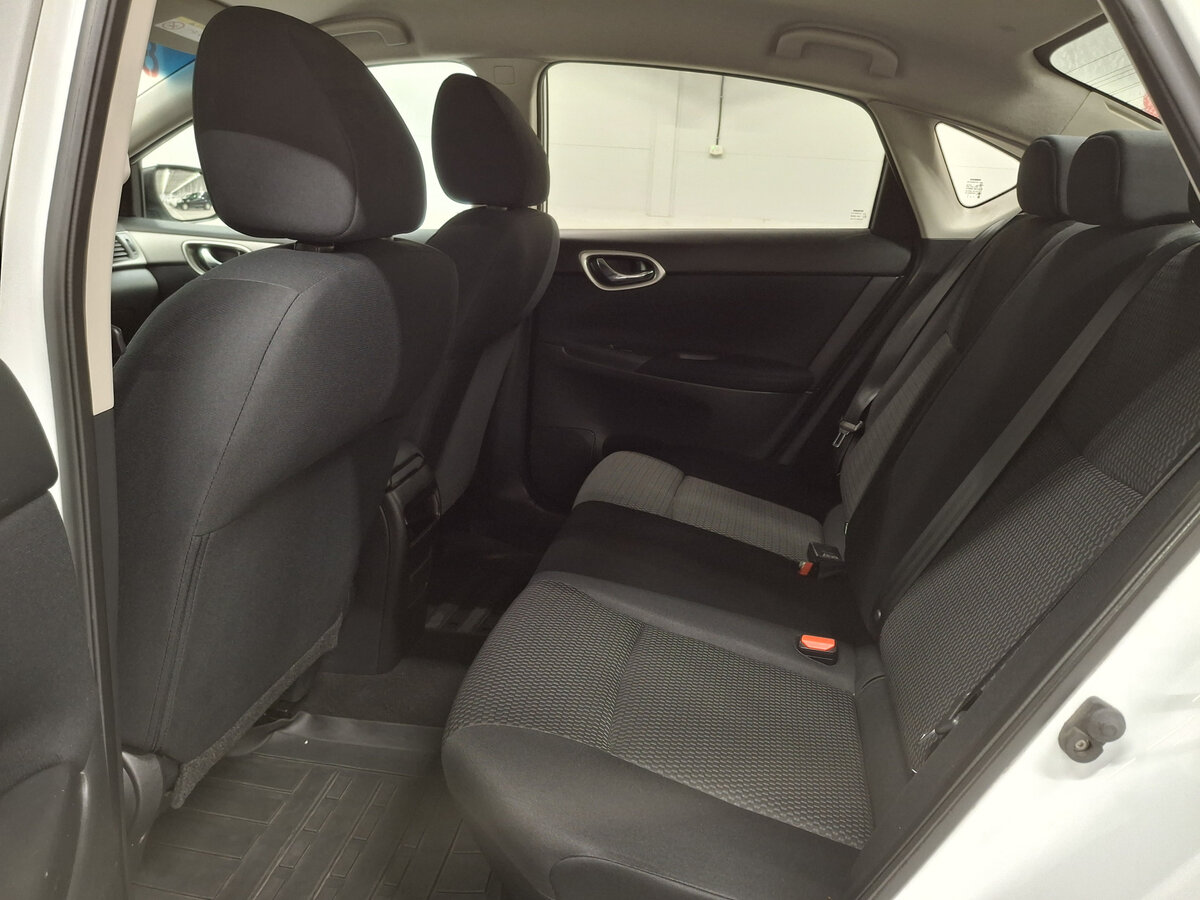 Б/У Ниссан Сентра 2014 года. Фото: #11