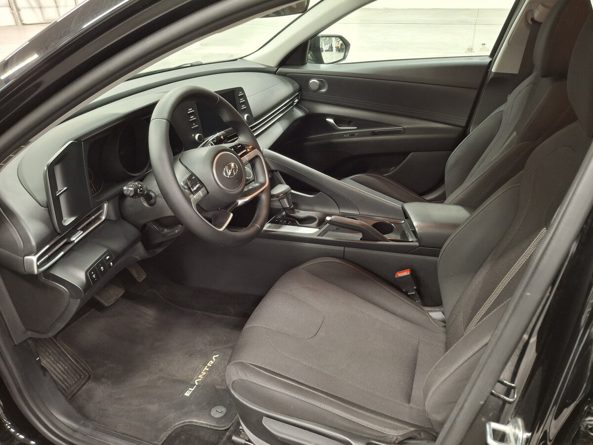 Б/У Хендай Елантра 2020 года. Фото: #14