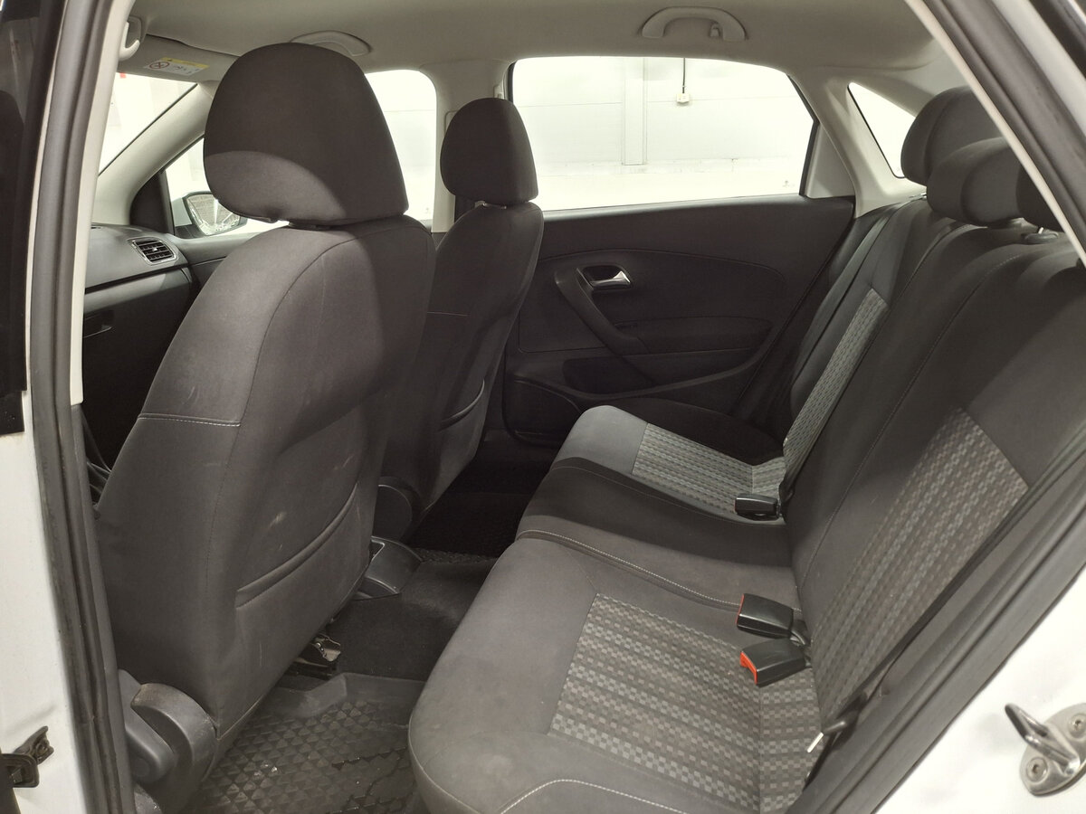 Б/У Фольксваген Поло 2019 года. Фото: #10