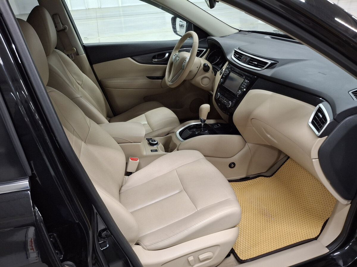 Б/У Ниссан Икс-Трейл 2015 года. Фото: #10