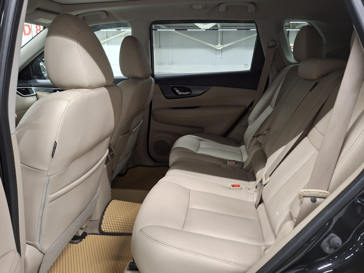 Б/У Ниссан Икс-Трейл 2015 года. Фото: #11